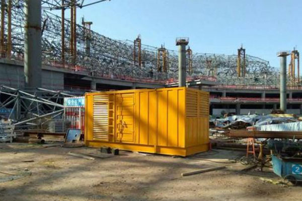 满城发电机出租如何判断空气滤清器是否需要更换？